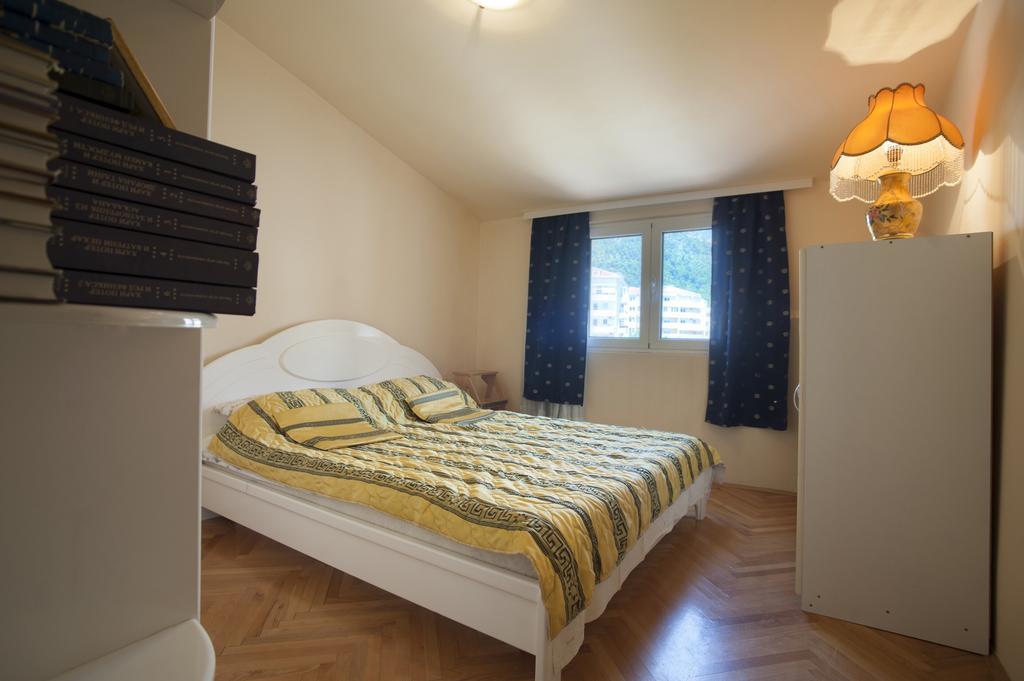Apartment Mira Budva Bagian luar foto