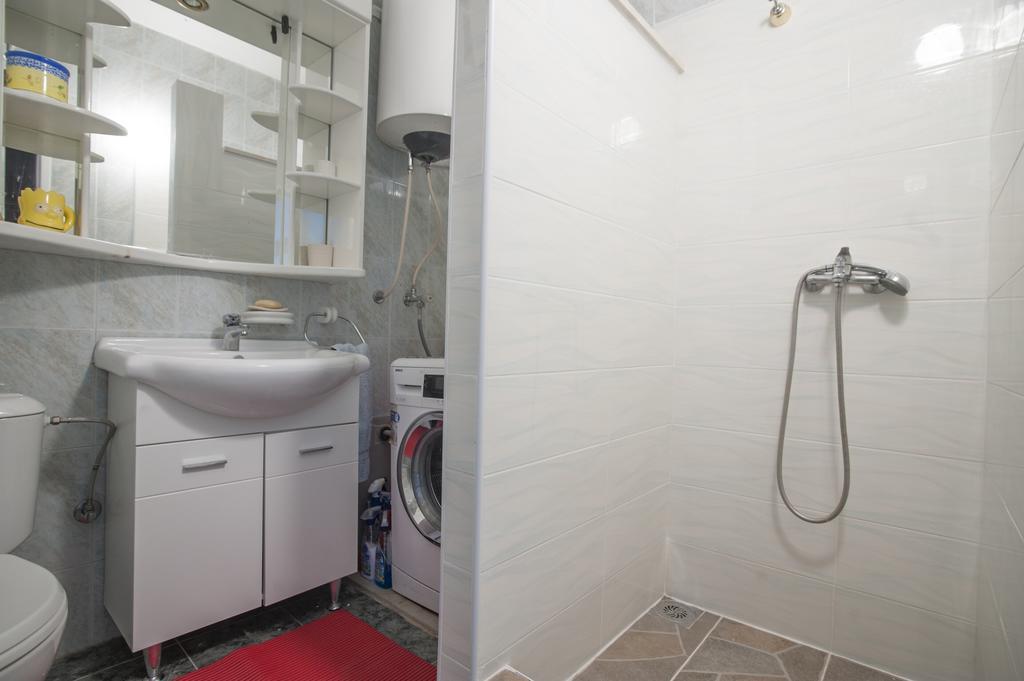 Apartment Mira Budva Bagian luar foto