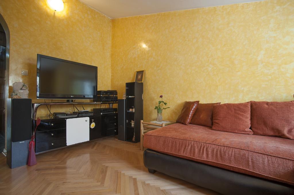 Apartment Mira Budva Bagian luar foto